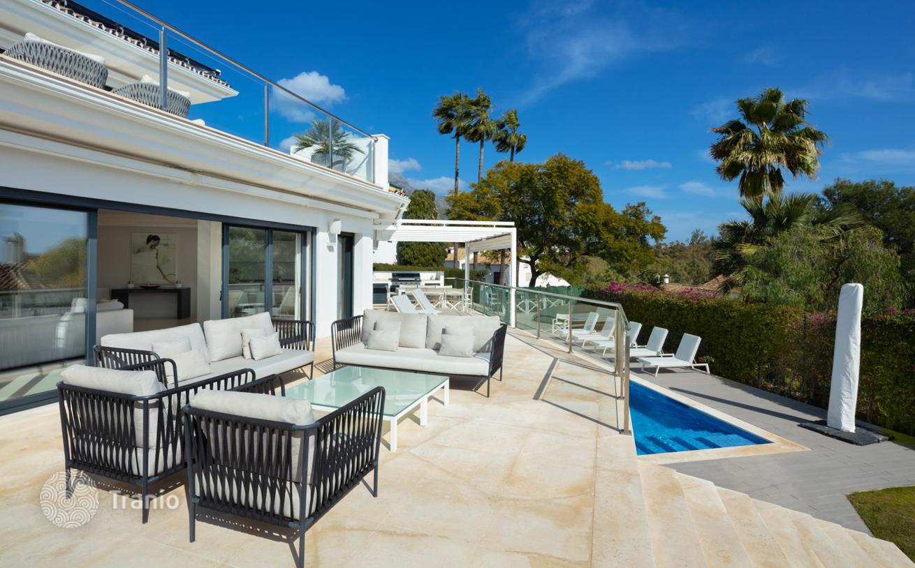 Spacious Villa with Private Pool and Sauna in Nueva Andalucia, Marbella, photo 2