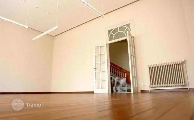 Дом в городе 800 м² в Сарриа-Сант-Жерваси, Испания, фото 2