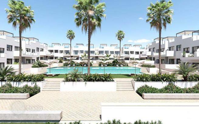 2-Bedroom Apartment with Terrace in Torrevieja