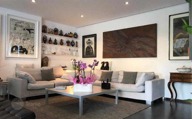 4-Bedroom House with Pool and Garden near the Sea in Arenys de Mar, Barcelona, photo 4