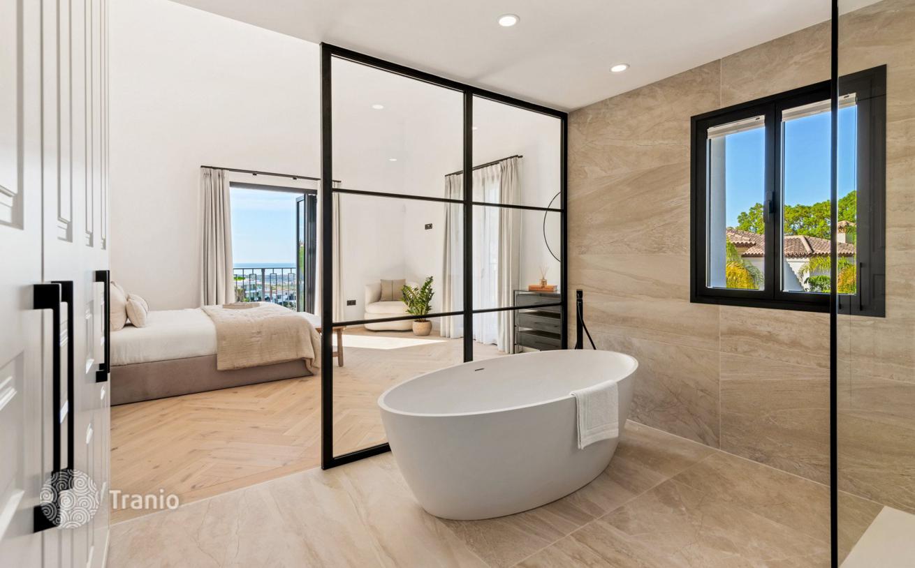 4-Bedroom Villa in Benahavís, Spain, photo 3