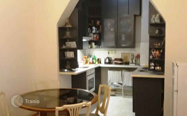 4-Bedroom Apartment in District V, Budapest, photo 3