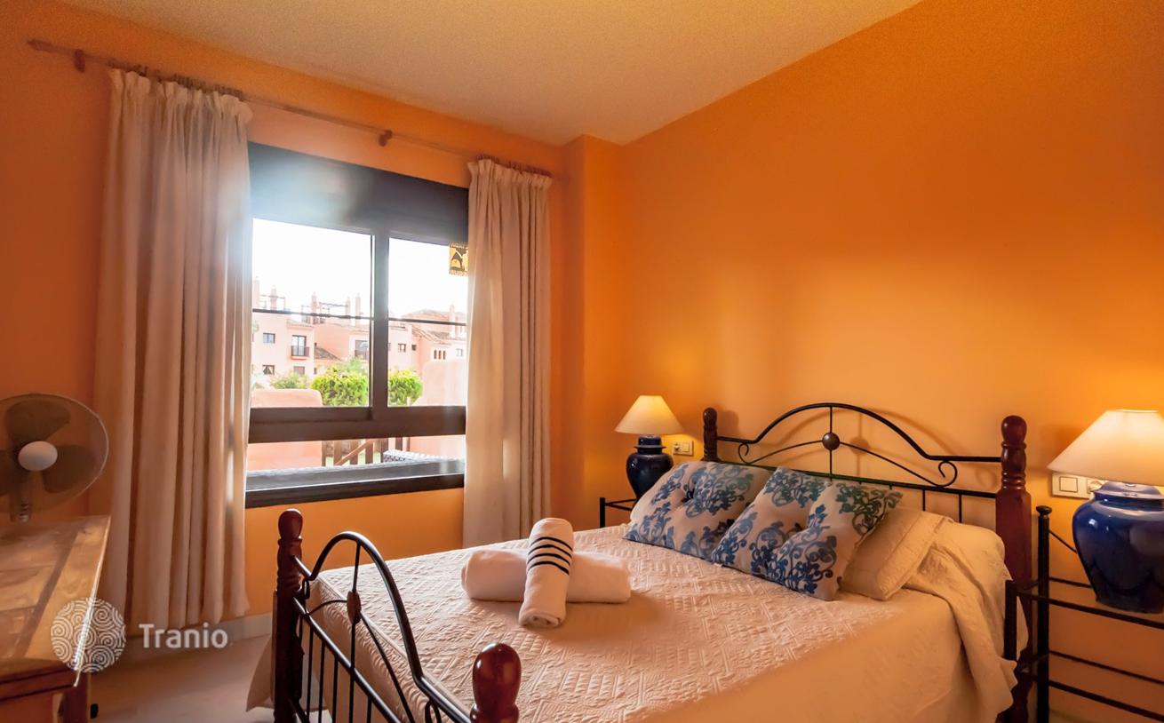 3-Bedroom Apartment in New Golden Mile, Marbella, photo 5