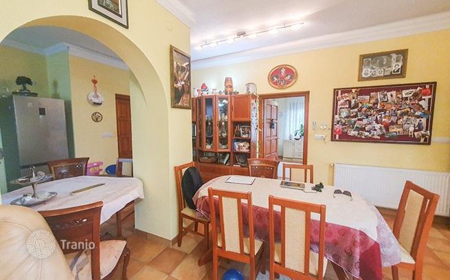 2-Bedroom House in Debrecen