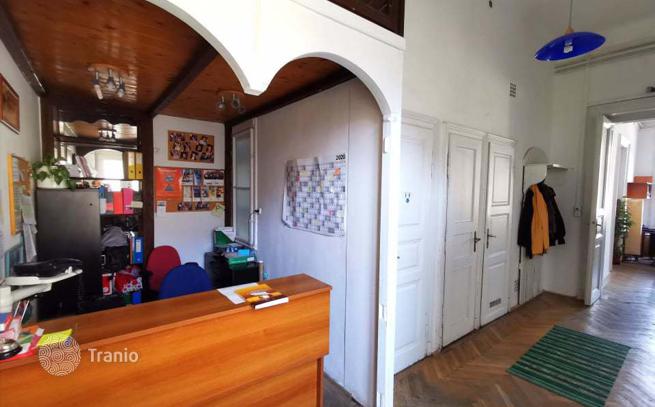 4-Bedroom Apartment in District VII, Budapest, photo 4