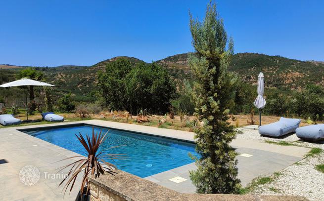 3-Bedroom Villa with Private Pool and Sea View in Kolymbari, Crete, photo 3