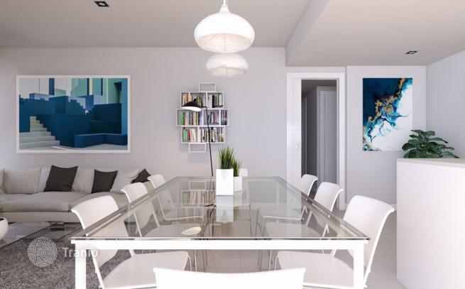 3-Bedroom Apartment with Sea View in Orihuela Costa, Alicante