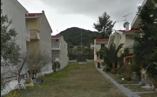 3-Bedroom House in Pefkochori, Halkidiki