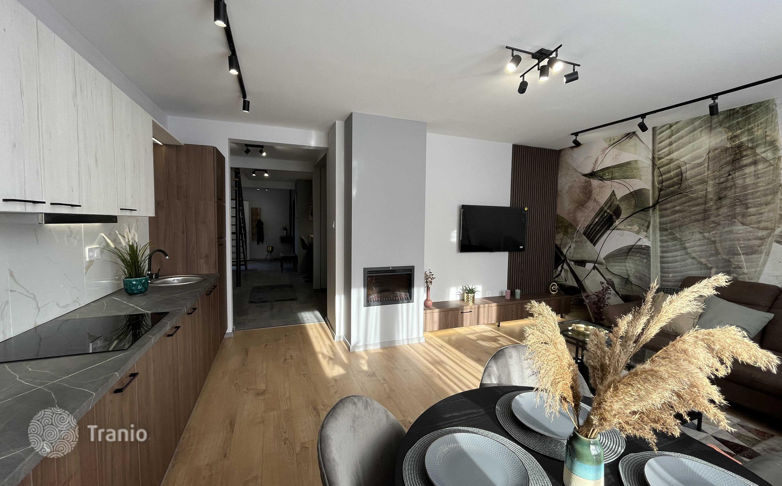 2-Bedroom Apartment with Balcony near the Opera House, Budapest
