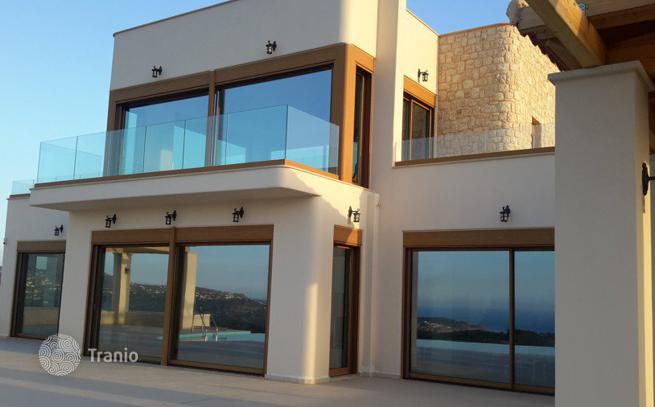 Luxury Villa with Panoramic Sea Views and Private Pool in Tsivara, Crete