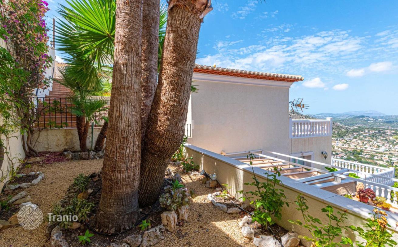 3-Bedroom House with Private Pool in Calpe, photo 2