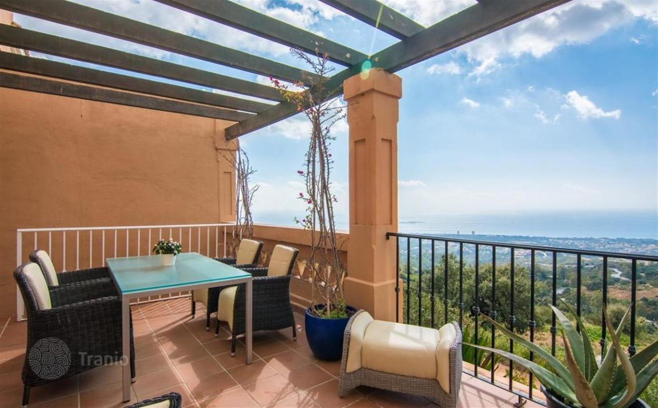 2-Bedroom Villa in Marbella, photo 3