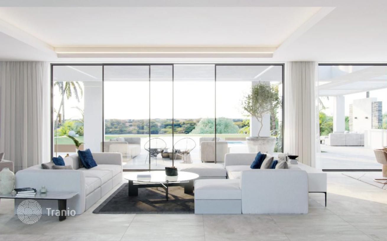 Luxury Villa with Golf Course Views in Benahavís, Marbella, photo 4