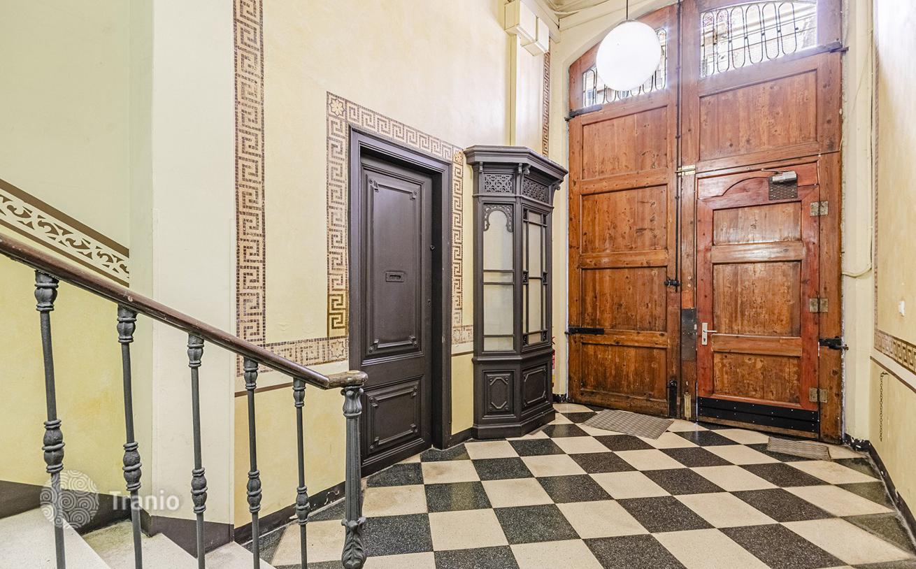 3-Bedroom Apartment with Terrace in Barcelona, photo 5