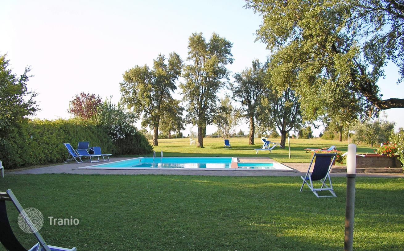 Estate with Villa, Farm and Agritourism Property in Montaione, Florence, Tuscany, photo 3