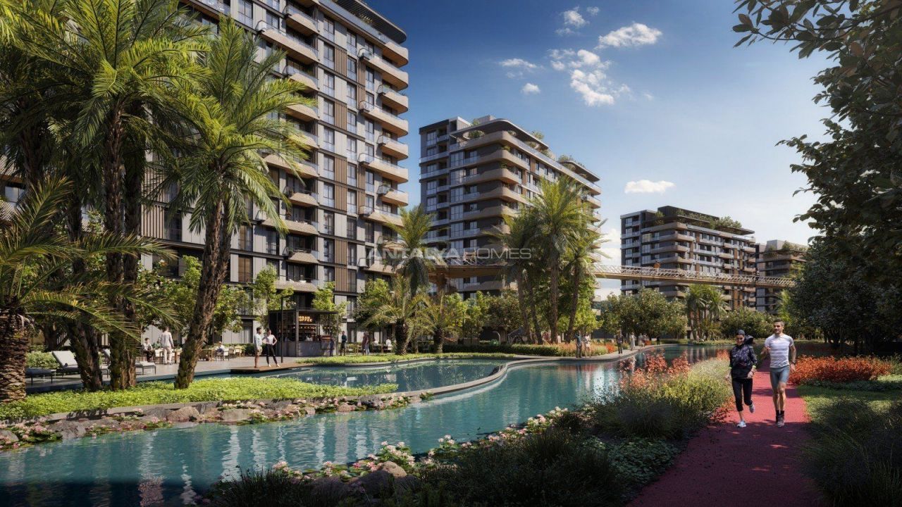 4-Bedroom Apartment in Bahcelievler, Istanbul