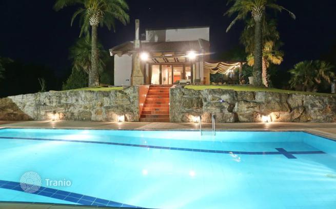 4-Bedroom Villa with Private Pool and Mountain and Sea Views in Sani, Kassandra, photo 5