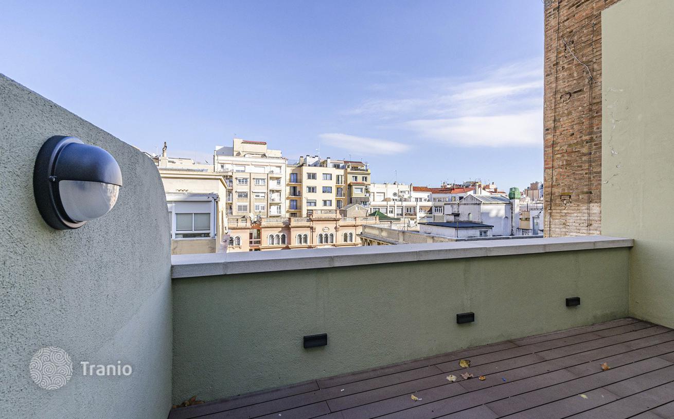 2-Bedroom Apartment in Barcelona, photo 4