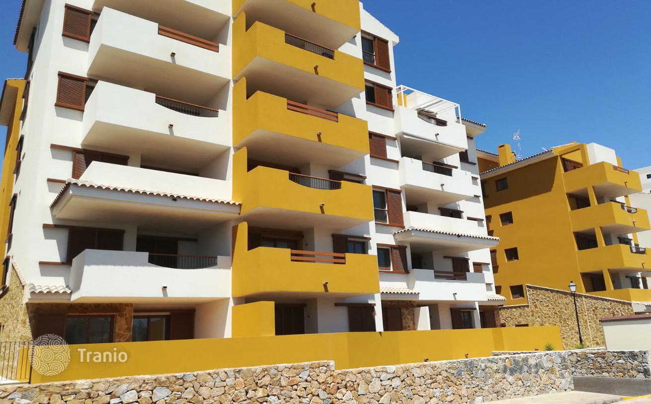 2-Bedroom Apartment with Sea View in Punta Prima, Torrevieja, photo 4