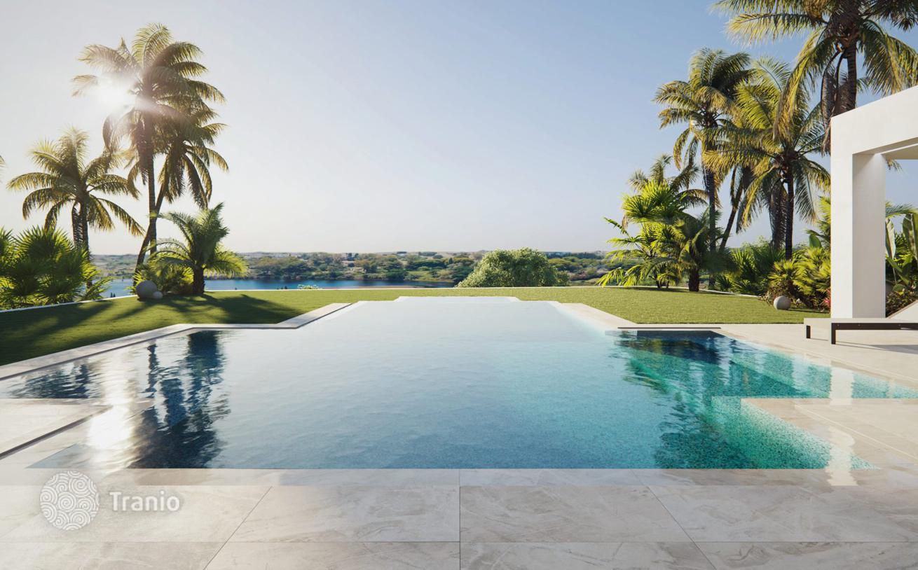 Luxury Villa with Golf Course Views in Benahavís, Marbella, photo 2