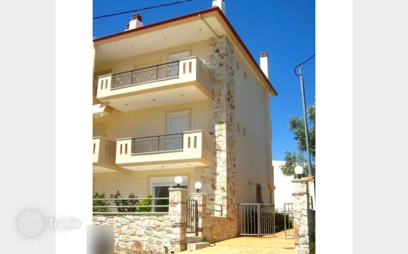 4-Bedroom House in Halkidiki