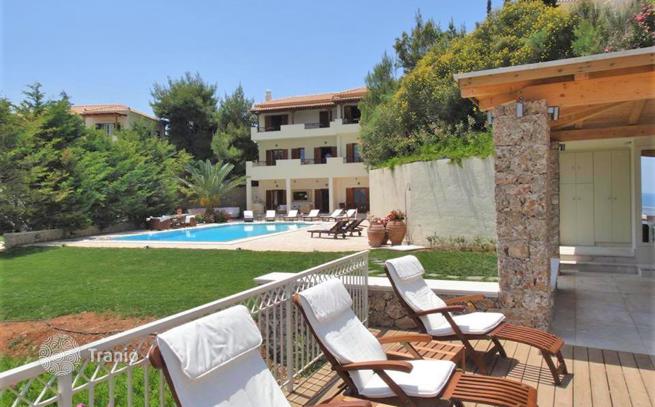 3-Bedroom Villa with Private Pool 400 m from the Beach in Kranidi, Peloponnese, photo 2