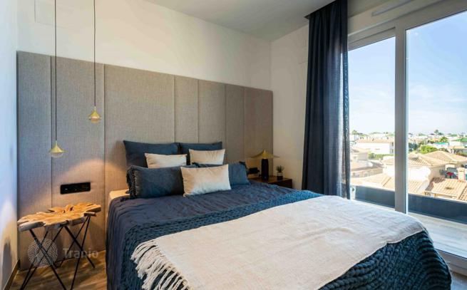 3-Bedroom Apartment with Shared Pool in Punta Prima, Orihuela Costa, photo 5