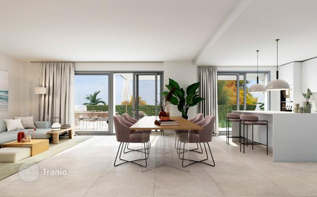 Spacious Villa with Sea View in Costa del Sol