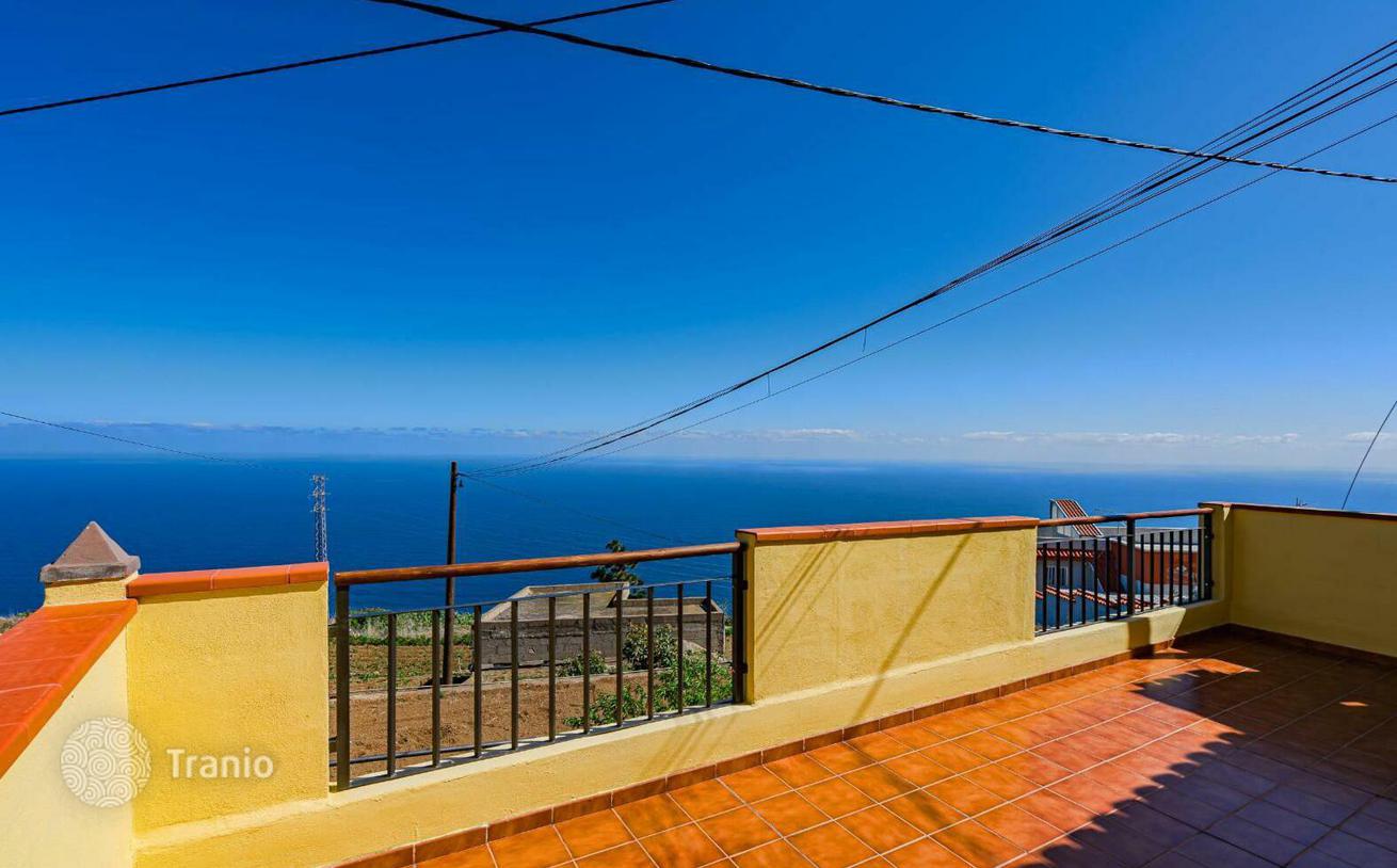 3-Bedroom House with Sea View in Los Realejos, Tenerife, photo 5