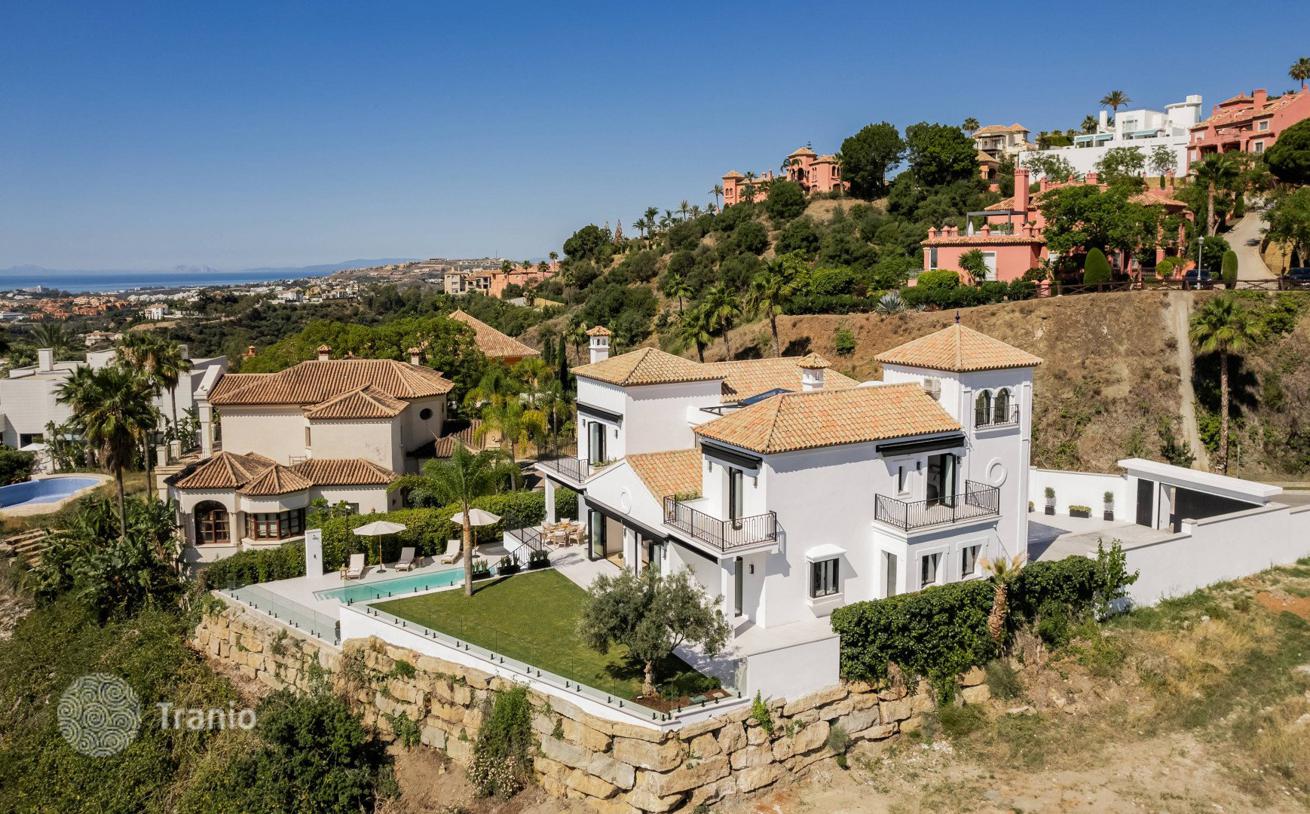 4-Bedroom Villa in Benahavís, Spain, photo 2