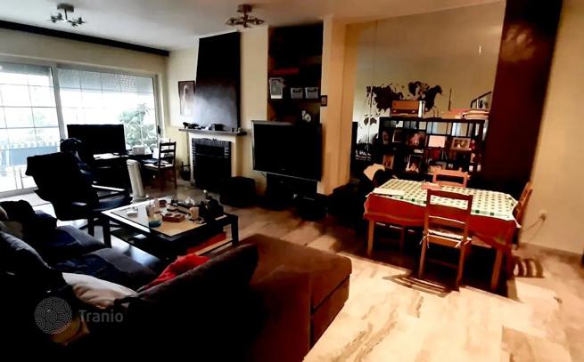 3-Bedroom Apartment with Balconies and Fireplace in Vrylisia, Athens, photo 2
