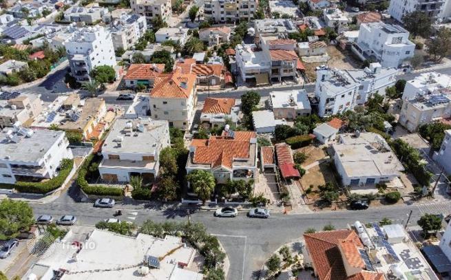 4-Story Villa with Garden and Parking in Nicosia, photo 3