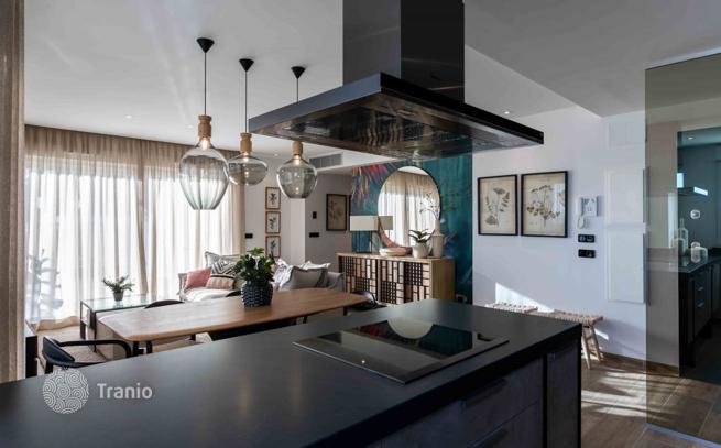 3-Bedroom Apartment with Shared Pool in Punta Prima, Orihuela Costa, photo 2
