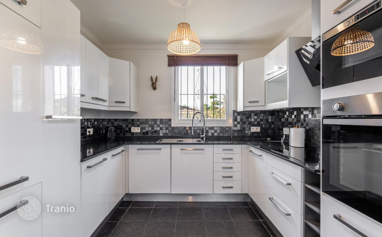 3-Bedroom Villa with Sea View in Estepona