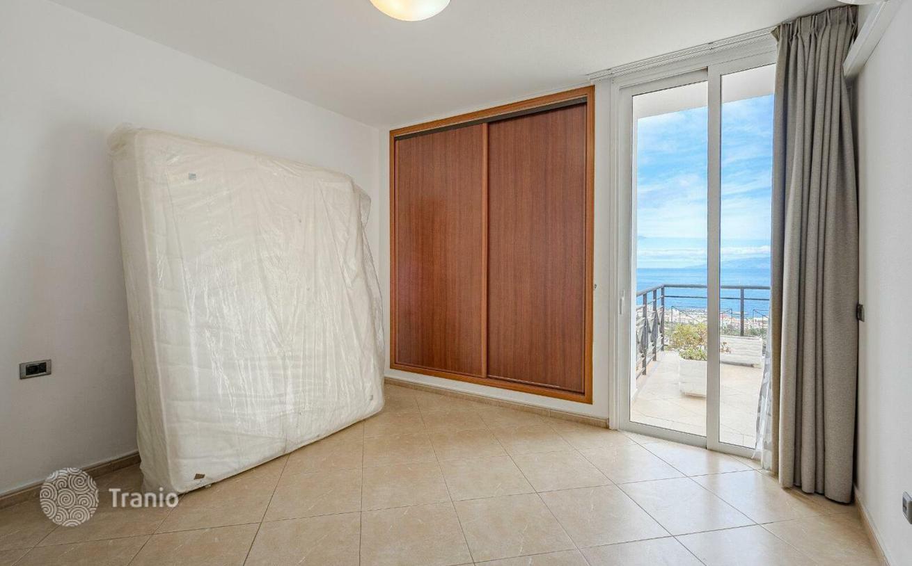 2-Bedroom Townhouse with Ocean View in Costa Adeje, Tenerife, photo 5