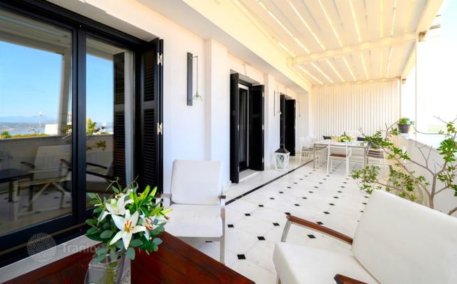 3-Bedroom Villa 200 m from the Sea in Pylos, Peloponnese