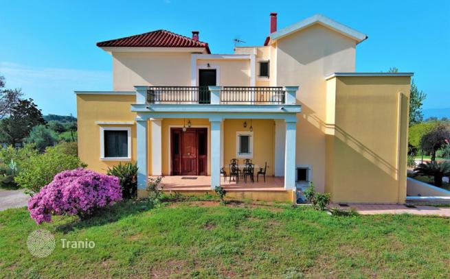 3-Level Villa with Garden and Sea View in Kalamata, Peloponnese, photo 2