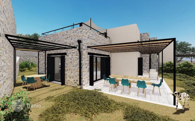 3-Bedroom Villa with Private Pool in Pefkochori, Halkidiki
