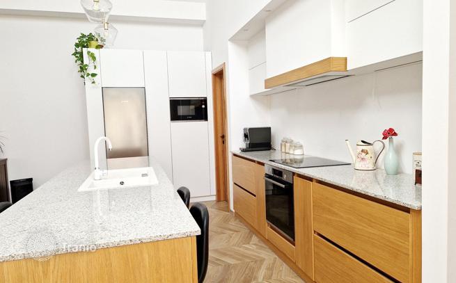 4-Bedroom House in Debrecen, Hungary, photo 4