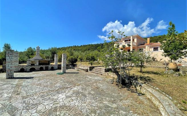 3-Bedroom Villa with Sea View in Peloponnese, photo 5