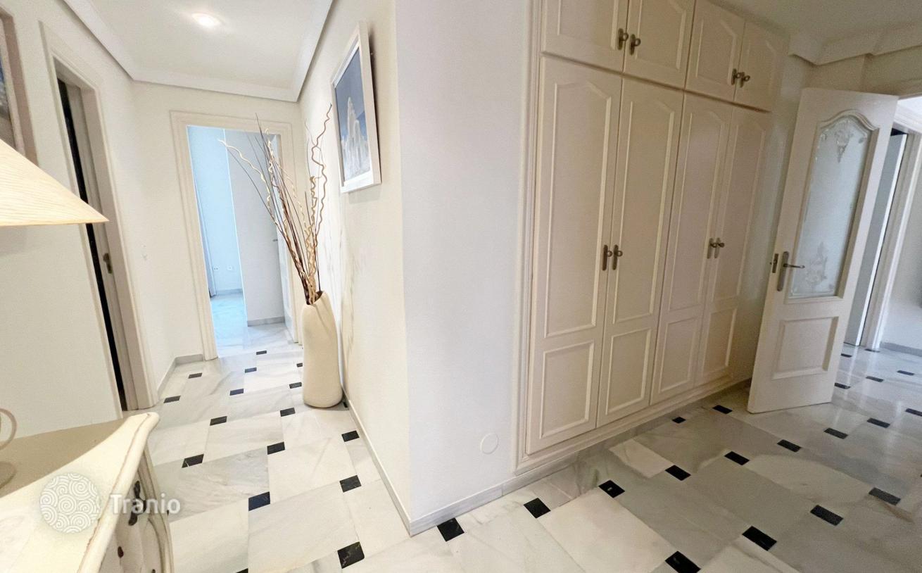 2-Bedroom Apartment in Fuengirola, photo 5