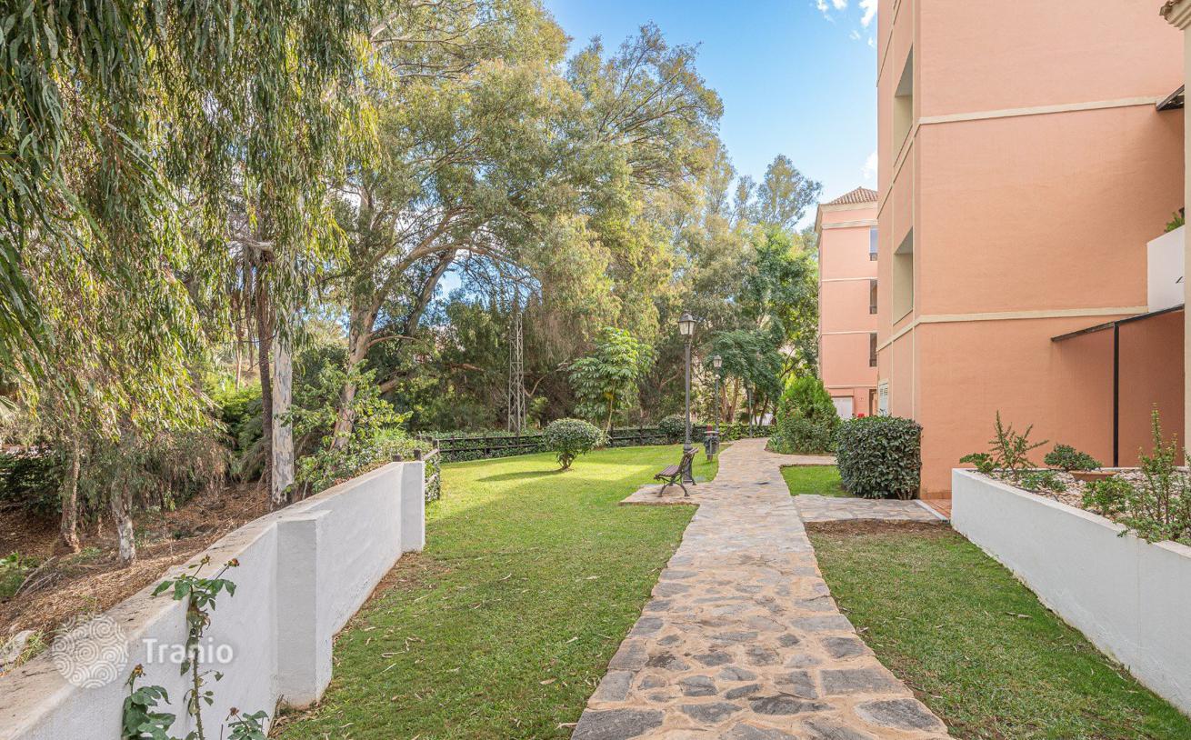 1-Bedroom Apartment in Marbella, photo 4