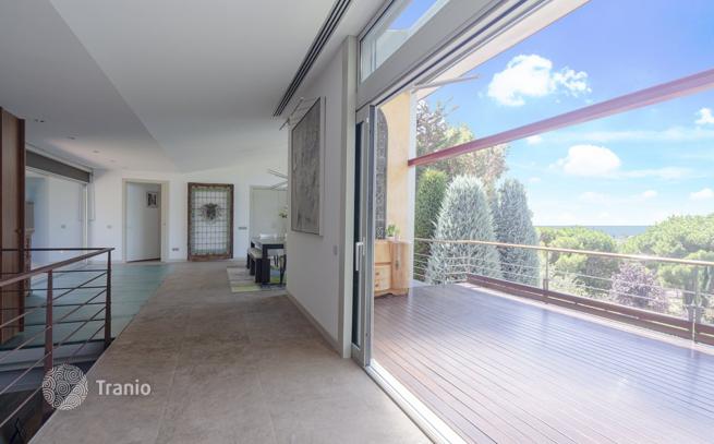 Luxury 2-Story Villa with Private Pool and Sea Views in Sant Vicenç de Montalt, photo 5
