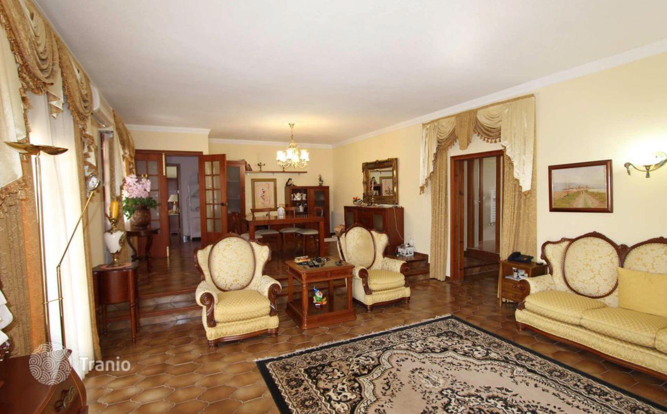 5-Bedroom Villa with Guest House, Pool and Garden in Calpe, photo 3