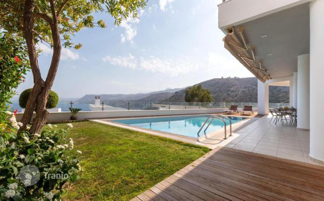Luxury Villa with Private Pool and Sea View in Heraklion, Crete