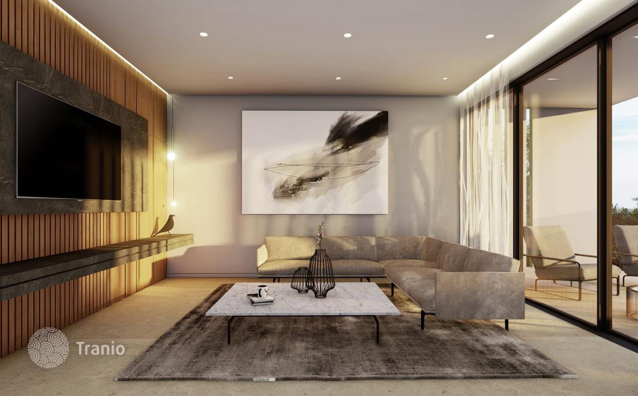 New Gated Apartments with Shared Pool 700 m from the Beach in Limassol