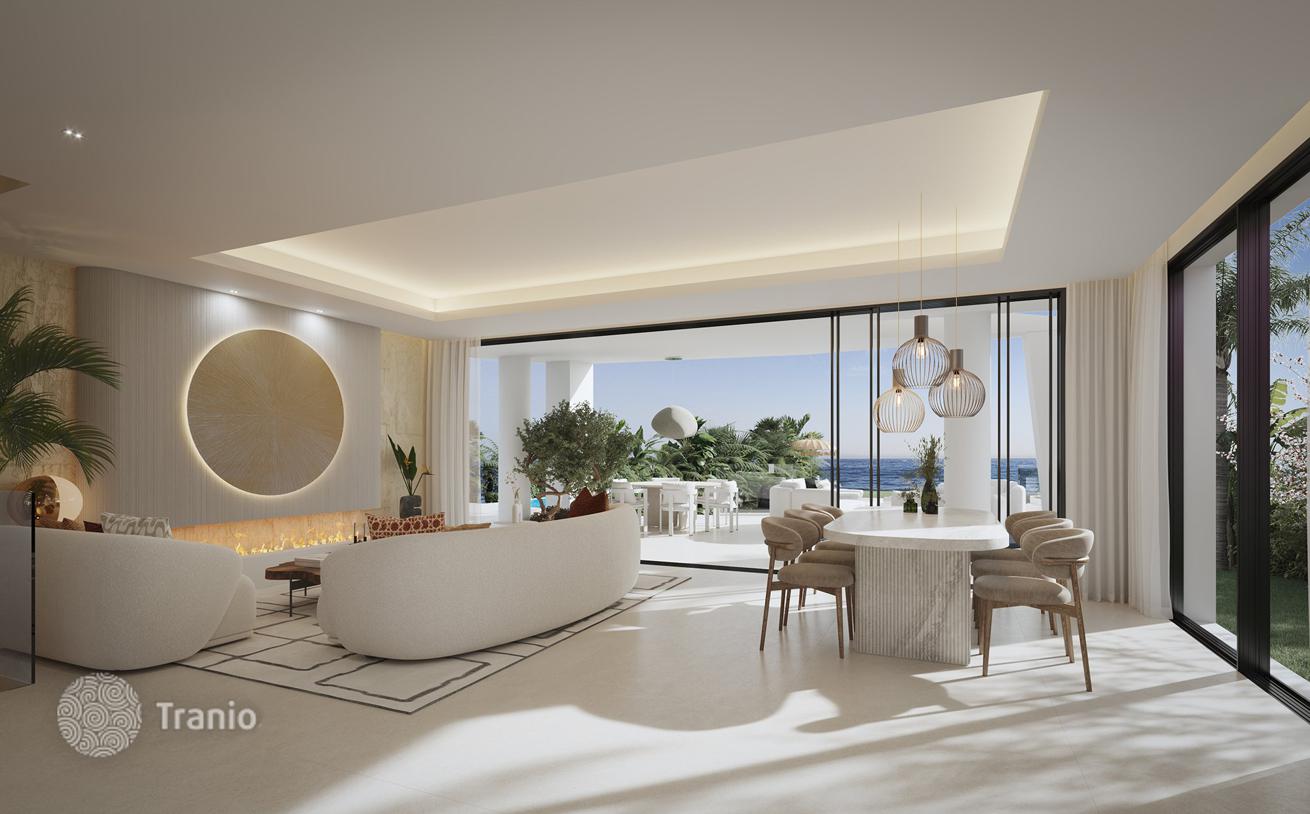 Luxury Beachfront Villa with Private Pool in Marbella, photo 2