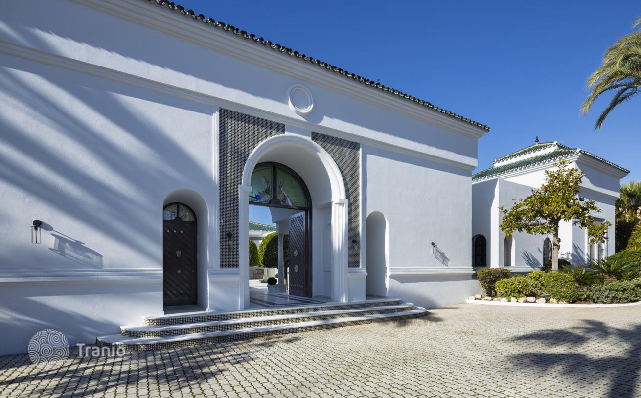 Luxury Villa in Aloha, Marbella, photo 3