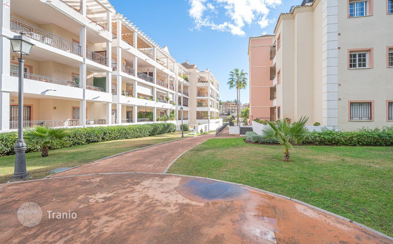 1-Bedroom Apartment in Marbella, photo 3