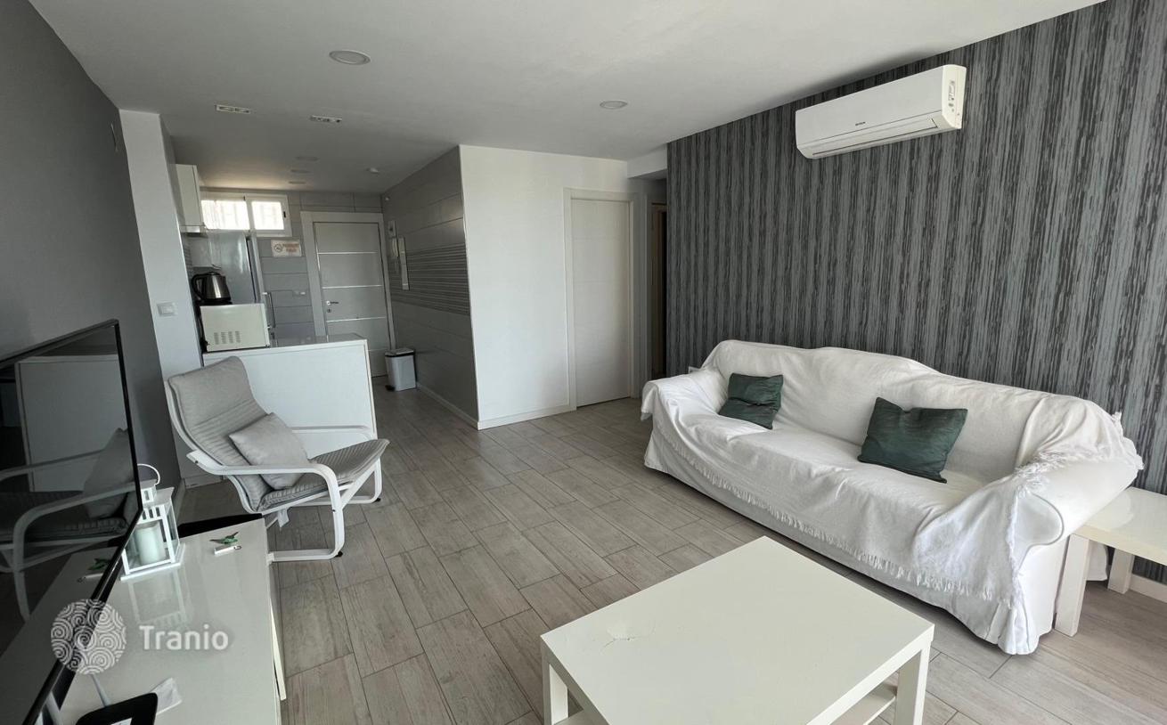 3-Bedroom Apartment 700 m from the Beach in Benidorm, photo 4